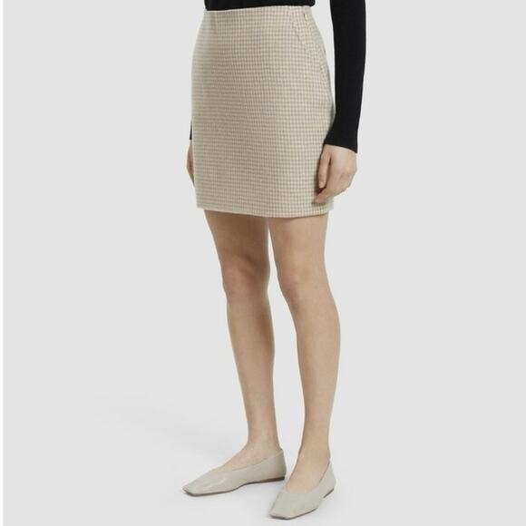 NWOT Women’s Theory Houndstooth Mini
Wool/Cashmere Pencil Skirt in Tan SZ 0 - Picture 5 of 7